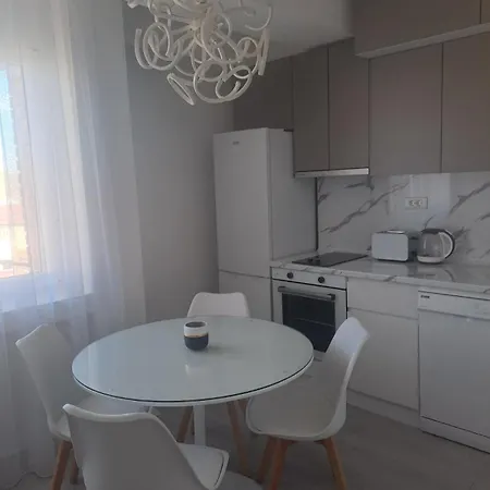 Angela Apartment *